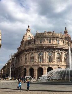 舊建築物購置費 舊建築物購置費