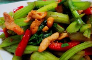 雙椒香芹雞絲 雙椒香芹雞絲