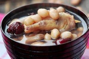 花生紅棗雞 花生紅棗雞