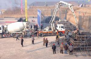 鄒縣發電廠四期工程澆築第一方混凝土