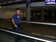 機場特警組巡邏中