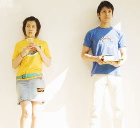 父親每月寄給孩子戀愛經費