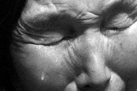 老淚縱橫 老淚縱橫