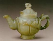 嬰戲紋青玉執壺 嬰戲紋青玉執壺