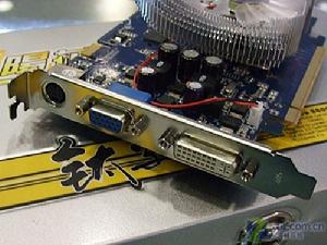 顯示卡輸出連線埠