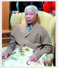 曼德拉攝於2012年5月的資料照片