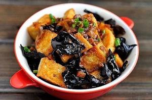 醬燒木耳千葉豆腐