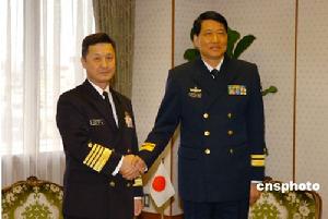 （圖）日本海上幕僚長會見中國海軍訪問團