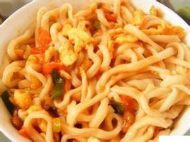 西紅柿雞蛋炸醬麵 西紅柿雞蛋炸醬麵