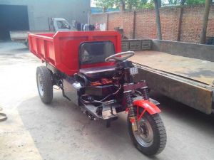 礦用電動三輪車