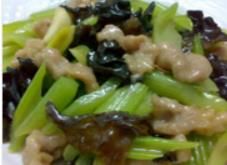 雲耳西芹炒肉片 雲耳西芹炒肉片