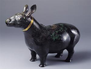 嵌松綠石金屬絲犧尊