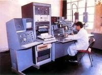 《材料力學》 《材料力學》