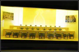 春秋九鼎八簋九鬲 春秋九鼎八簋九鬲