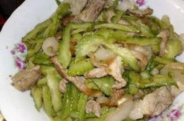 五花肉炒苦瓜