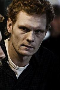 潛水艇[丹麥2010年托馬斯&middot;溫特伯格執導電影]