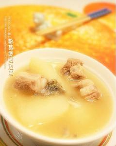 粉葛煲鯽魚湯 粉葛煲鯽魚湯