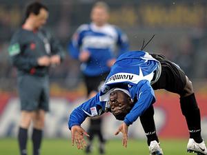 空翻是卡通戈在德甲的招牌性動作