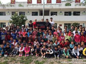 平安赴安徽省兩所希望國小探望留守兒童