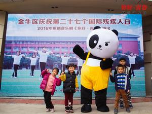 《你好·青春》在成都市金牛區文化館開展演出