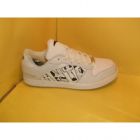 八哥板鞋世家 八哥板鞋世家