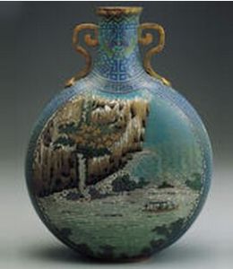 清掐絲琺瑯春耕圖扁壺 清掐絲琺瑯春耕圖扁壺