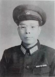 楊錫光[原江西醫學院黨委書記兼院長]