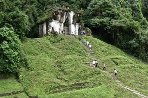巴加爾墓地 巴加爾墓地