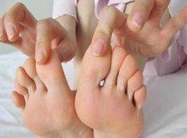 迷戀足部或鞋襪 迷戀足部或鞋襪