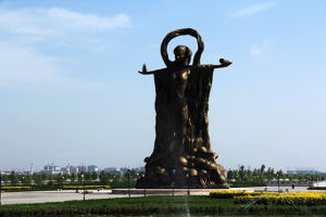 曲寶《黃河母親像》青銅雕塑