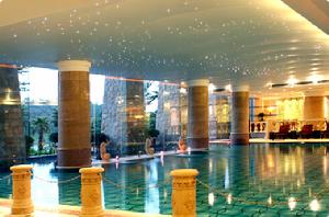 東莞三正半山酒店