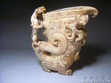 羊脂白玉螭虎龍