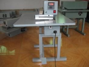 薄膜粘接機 薄膜粘接機