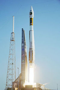 2005年8月12日11點43分00秒(格林威治標準時)，MRO乘擎天神五號運載火箭發射升空