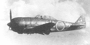 日本陸軍二式單座戰鬥機中島Ki-44‘鍾馗’，盟軍綽號‘Tojo’，是日軍在第二次世界大戰中的高空攔截型戰鬥機；1940年起到1944年共生產1175架。原定鍾馗作為高空攔截戰機用為了克制美國的轟炸機隊，後來發現性能不足所以在一型乙開始換裝轟炸機用的Ha-109引擎，鍾馗於試飛期間的模擬作戰曾經擊敗川崎重工的Ki-60及德國運來的Bf-109E。戰爭後期也確實成為日本本土被轟炸時的防禦主力。鍾馗戰機試飛 基本資料 乘員 1 製造商 日本中島飛機公司 美軍代號 Tojo 機身尺寸 長 8.85m 翼展 9.448m 高 3.248m 翼面積 15m² 重量 空重 2,109kg 最大起飛重量 2,764kg 動力 發動機 中島‘Ha-109’ 出力 1,500馬力 性能諸元 極速 605公里/小時（5,200米狀態） 航程 1,600km掛油箱 升限 40,680英呎 武裝 機炮 12.7mm四門 機槍 N/A 炸彈 30kg～100kg公斤炸彈2發