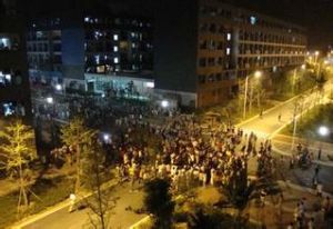 南大寂寞門 南大寂寞門