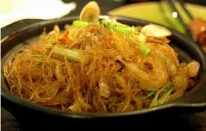 家常乾撈冬粉煲 家常乾撈冬粉煲