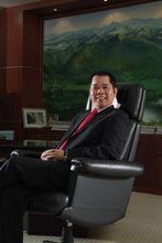 榮超地產董事長楊榮義