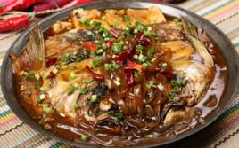 農家大鍋燜魚頭 農家大鍋燜魚頭