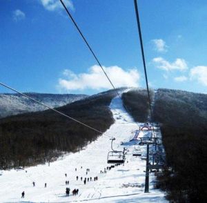 淨月潭滑雪場