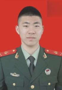 李鐵[遼寧省鞍山市消防支隊原消防員、烈士]