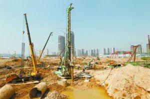 前海大項目建設熱火朝天