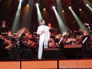 李超[東北大學教師青年民歌手]