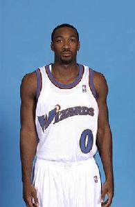 吉爾伯特·阿里納斯 吉爾伯特·阿里納斯