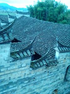 高田溫氏新屋裡祠堂