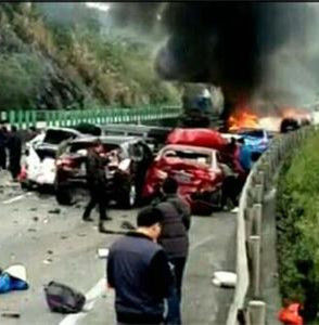 清遠特大交通事故 清遠特大交通事故