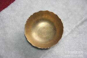 清雍正&middot;琺瑯彩荷花瓷碗