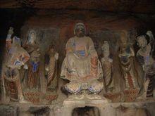 石門大佛寺內部