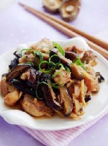 冬菇木耳蒸雞 冬菇木耳蒸雞