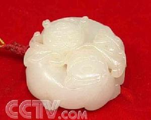 白玉貓蝶佩 白玉貓蝶佩